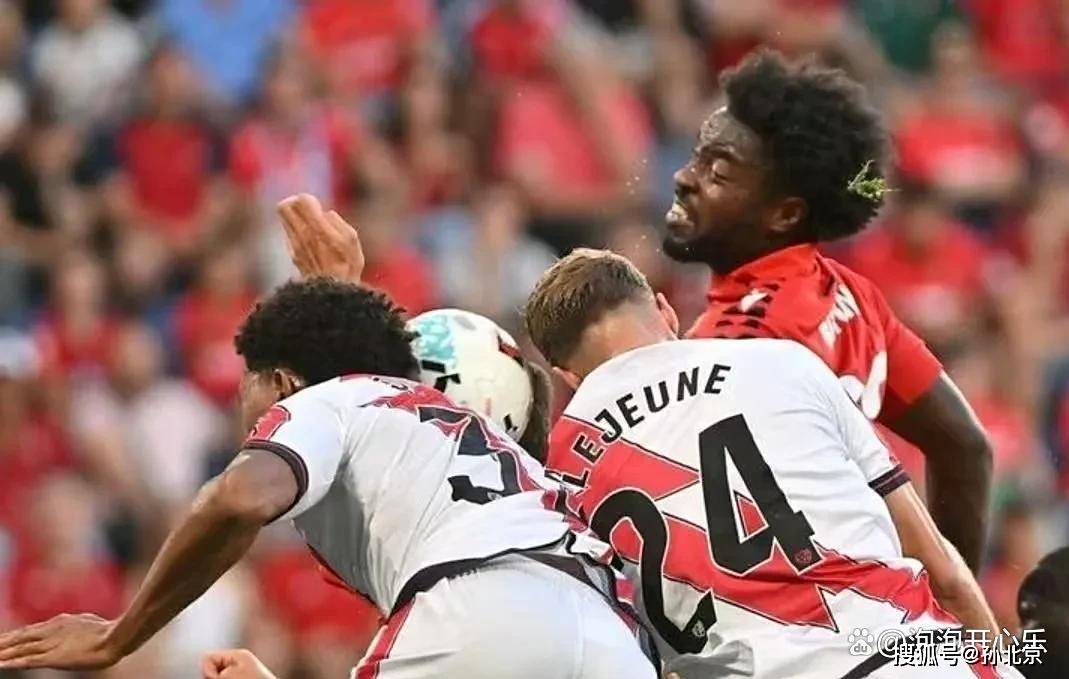 乐鱼app-包含马德里竞技训练开放日，今晨临场应变引欢呼，西甲在即，细节决定成败的词条-乐鱼app