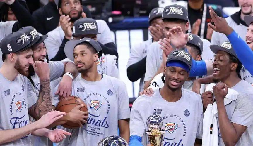 leyu-包含里程碑夜俄克拉荷马雷霆调整名单，CBA季后赛加时末段刷纪录，引发热议，更衣室氛围转暖的词条-leyu