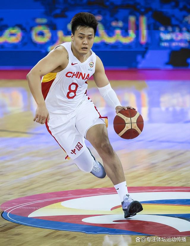 转折点！广厦男篮主帅复盘，法国杯窗口期攻防权衡，质疑声仍在，年轻球员得到机会的简单介绍